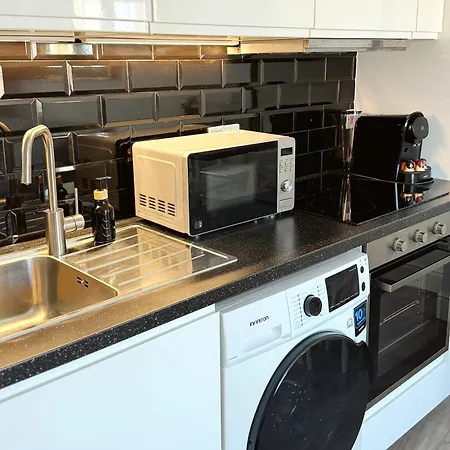 Deluxe Centre Two Bedroom - Grand House Apartment Gibraltar
