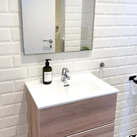 Apartment Deluxe Centre Two Bedroom - Grand House *